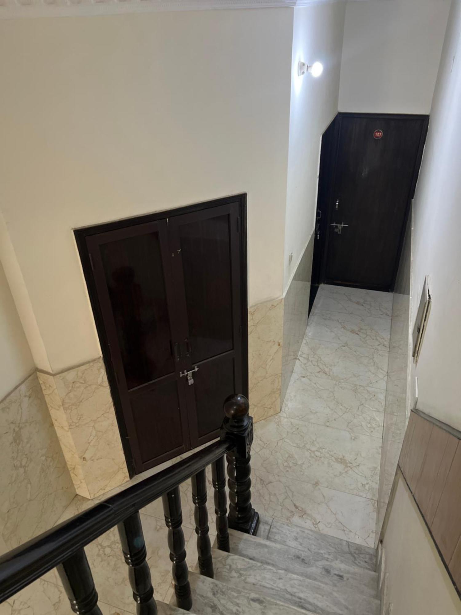 Raja Guest House -- Jalandhar Railway Station -- For Family, Couples, Travellers Eksteriør bilde